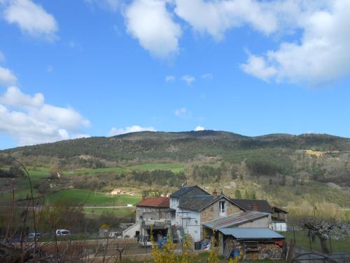 Apkārtne, Gite du plo in La Cresse