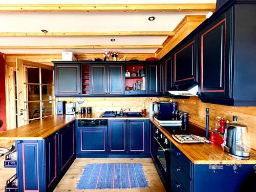 Cozy apartment with a view and ski inout Hafjell in Oyer