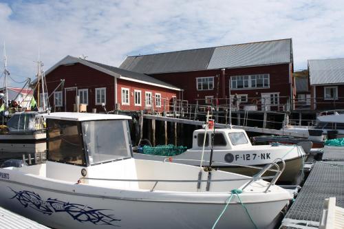 Hotel Repvåg - image 7