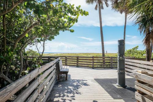 Casa Beach Club in Központi Cocoanut