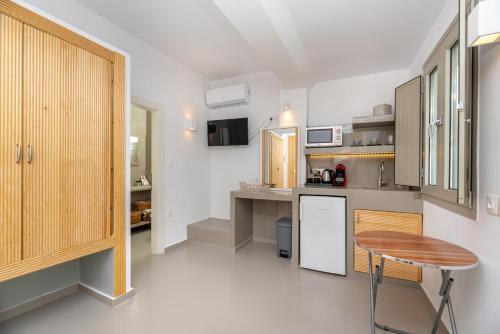 Aerenia Luxury suites - image 11