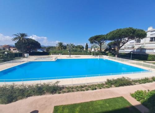 TROPCOQ - Au coeur de St-Tropez - Studio cabine pour 2 personnes - Apartment - Saint-Tropez