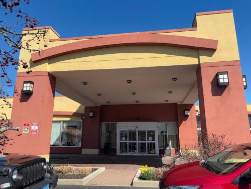 Hamden Hotel and Suites HAMDEN - NEW HAVEN in 哈姆登