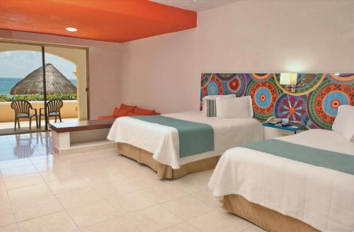 All Ritmo Cancún Resort & Waterpark - All Inclusive, Cancún (photo 9)