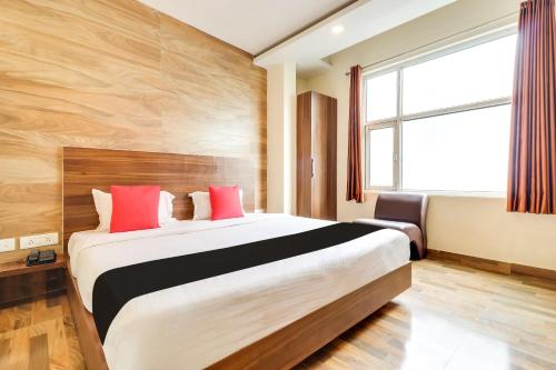 Super Capital O Seven Wonders Inn Near Sahara Ganj Mall in Cantonment