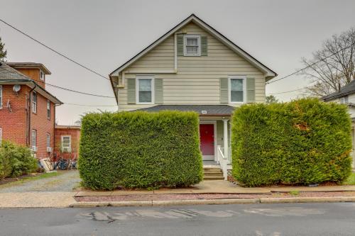 Walk to Campus and Palmer Square Dtwn Townhome in Princeton Városközpont