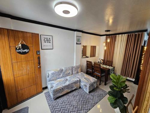 Entire House with Bedroom with AC, Alangalang