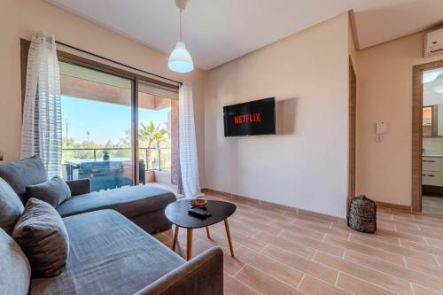 Elegant Appartement Piscine Golf et Wifi - image 3