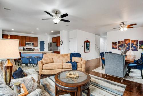 5 bed 4 bath and Pet friendly in Erie (CO)