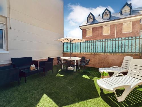 2 bedrooms, 4 beds