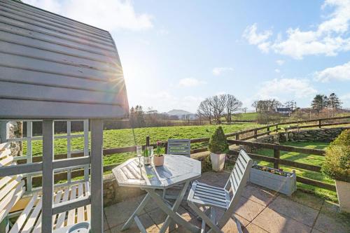 Skats, Old Coach House, Betws y Coed, Snowdonia in Capel Garmon