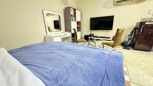 Studio with roof11 Studio with roof11