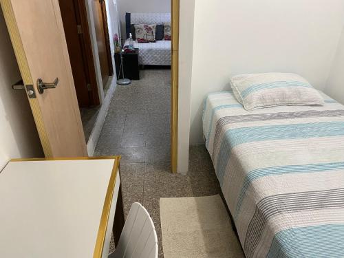 1 twin bed