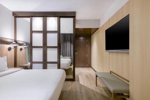 AC Hotel Madrid Feria - image 13