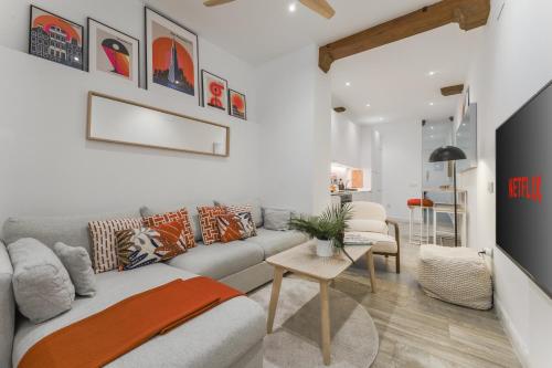 3min Walk - Retiro & Atocha - Luxury District and Desk, Madrid (photo 10)