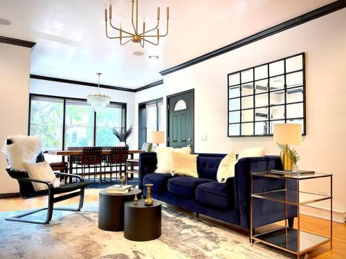 Beautiful 7 Bed, 3.5 Bathroom in Chicago, USA