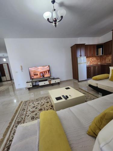Mema House B&B - image 2