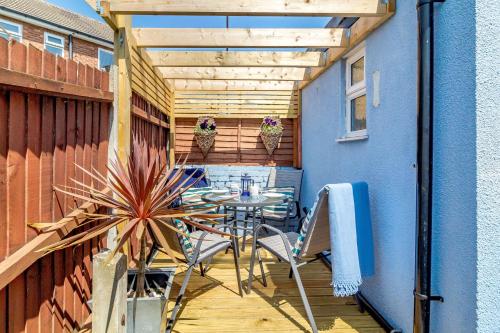 Sea Breezes Lowestoft - image 13