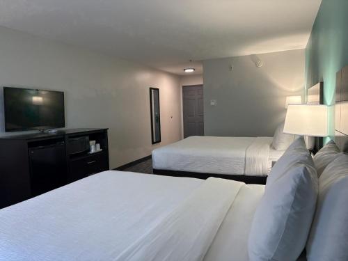 Sleeps 4
