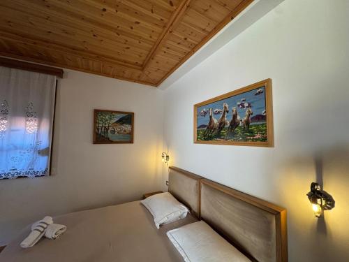Comfort Triple Room image 7