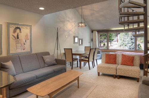 Tamarron Lodge Loft 210