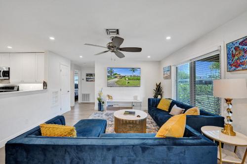 Facilities, Private Room in Spacious 3-Bedroom Home near Rustic Inn Crabhouse