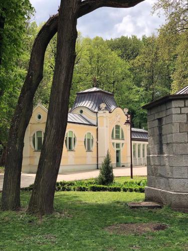 Hidden Garden Aranđelovac in 阿蘭傑洛華茨
