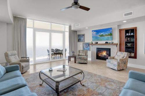 Turquoise Place 1205C image