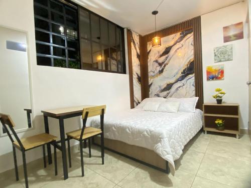 23 BELO APARTAMENTO CON BALCON EN LAURELES ESTADiO 2 HAB 2 BAÑOs, Medellín (fotografie 3)