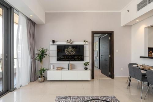 Silverene Towers Dubai Marina - By Home Of Choice, Dubai (photo 9)