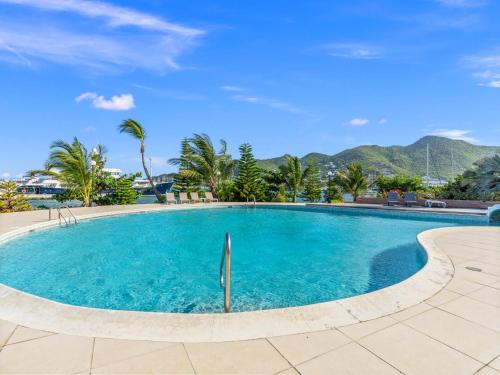 Sunny Days at Simpson Bay Yacht Club