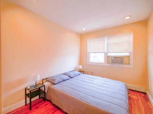 Stylish 3 bed, minutes to NYC! in Jersey City, USA
