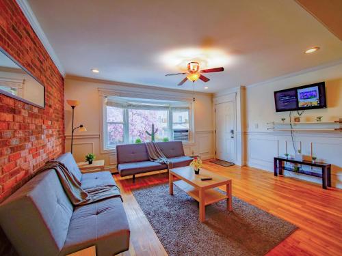 Stylish 3 bed, minutes to NYC!, Jersey City