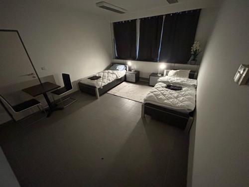 Rooms Exit E40 Rooms Exit E40