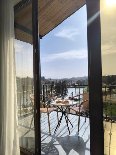 Lake House in Τσκαλτούμπο
