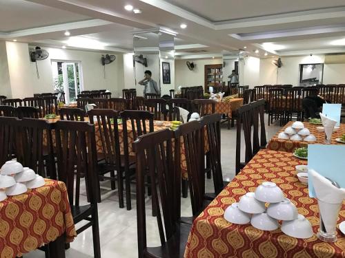 Phong Lan Hotel Cua Lo - 레스토랑