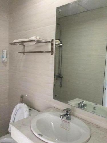 Phong Lan Hotel Cua Lo - 화장실
