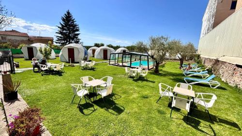 Dārzs, Igloo Rooms - Belorado in Belorado