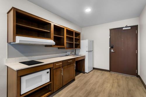 WoodSpring Suites Palmdale - Lancaster