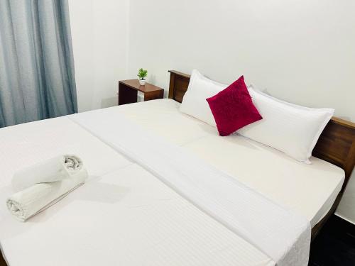 Twin Room with Garden View image 5