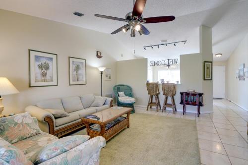 Bright Titusville Retreat with Lanai - WFH Friendly! in Titusville, USA