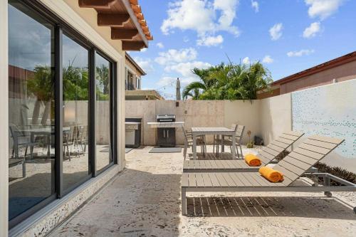 GC125B - Malmok Beach - 2BR condo perfect for families