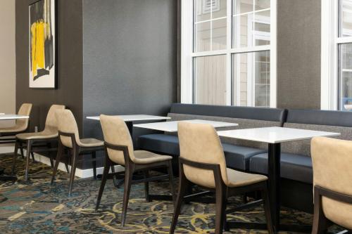 Residence Inn by Marriott Fredericksburg - image 6