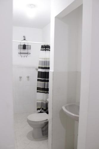 Casa Serene - Habitación Brisa, Медельин (фото 7)