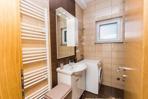 Two-Bedroom Apartment Standard image 3