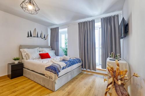 Central and amazing flat, Лиссабон