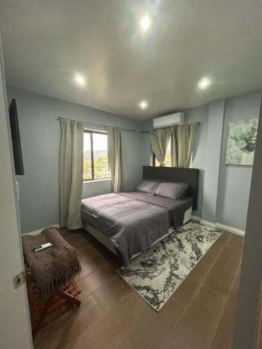 Serene Sunset Escape - Panoramic Ocean View Apartment - image 4