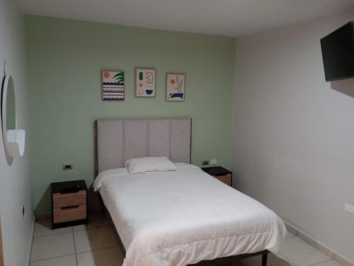 One-Bedroom Apartment image 4