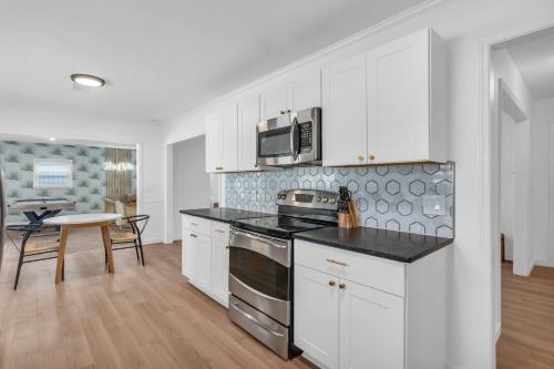 MiniGolf-Hot Tub-Firepit-Games in 默特爾格羅夫