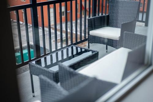 Convention Ctr-Spacious 2BR 2BA-Spa,Pool,Gym,Pkg Convention Ctr-Spacious 2BR 2BA-Spa,Pool,Gym,Pkg